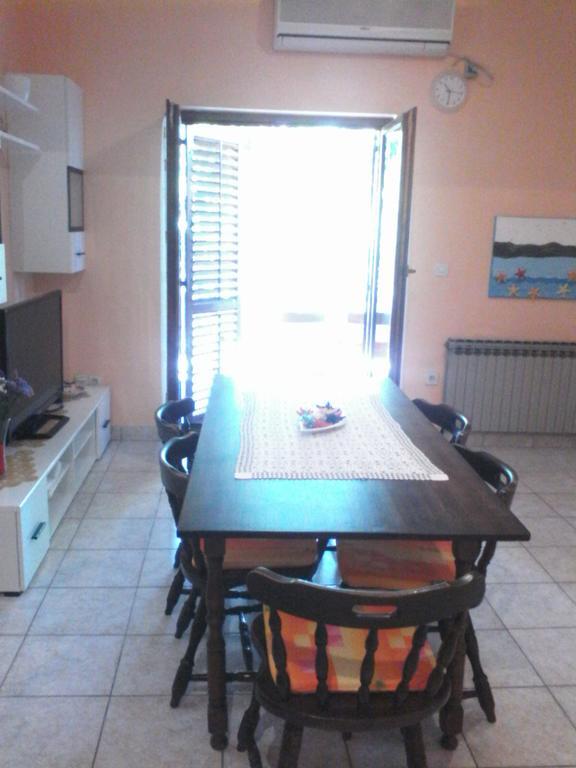 Apartments Angela Biograd Na Moru Exterior photo