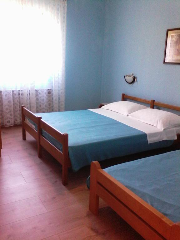 Apartments Angela Biograd Na Moru Exterior photo