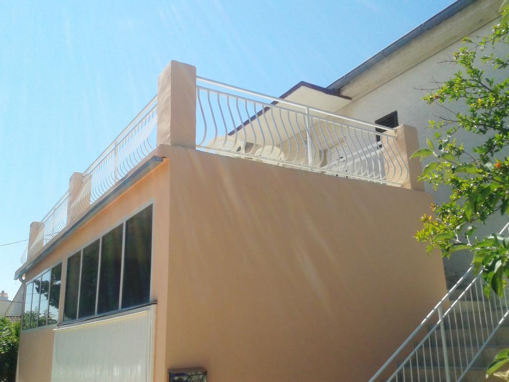 Apartments Angela Biograd Na Moru Exterior photo