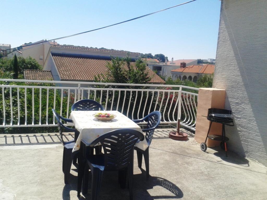 Apartments Angela Biograd Na Moru Exterior photo