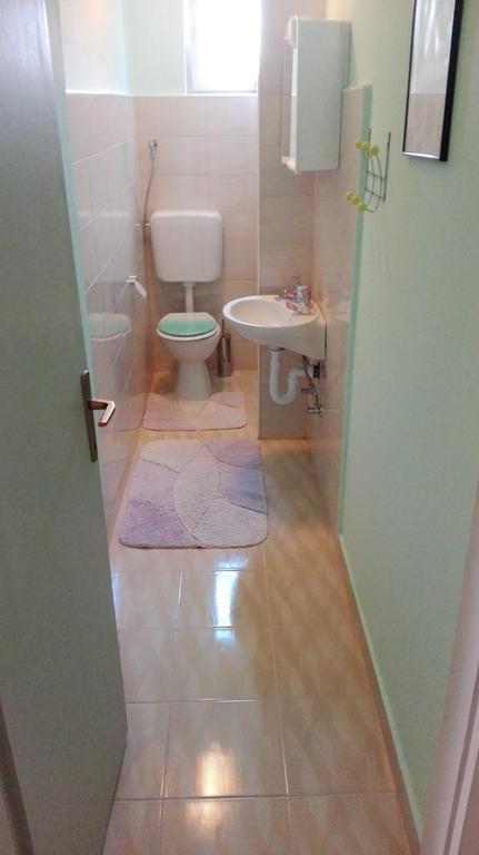 Apartments Angela Biograd Na Moru Room photo